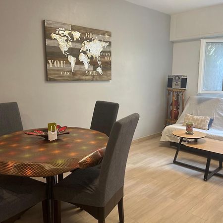 Location Saisonniere Apartment Menton Exterior photo